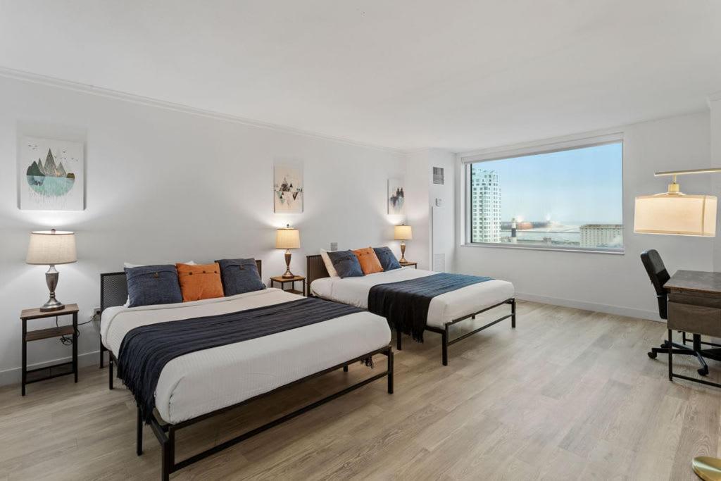 Boardwalk Beachfront 2br 3ba By Cozysuites Apartment