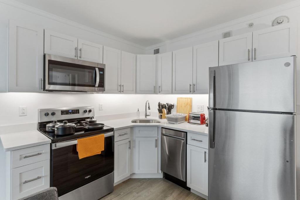 Boardwalk Beachfront 2br 3ba By Cozysuites Atlantic City