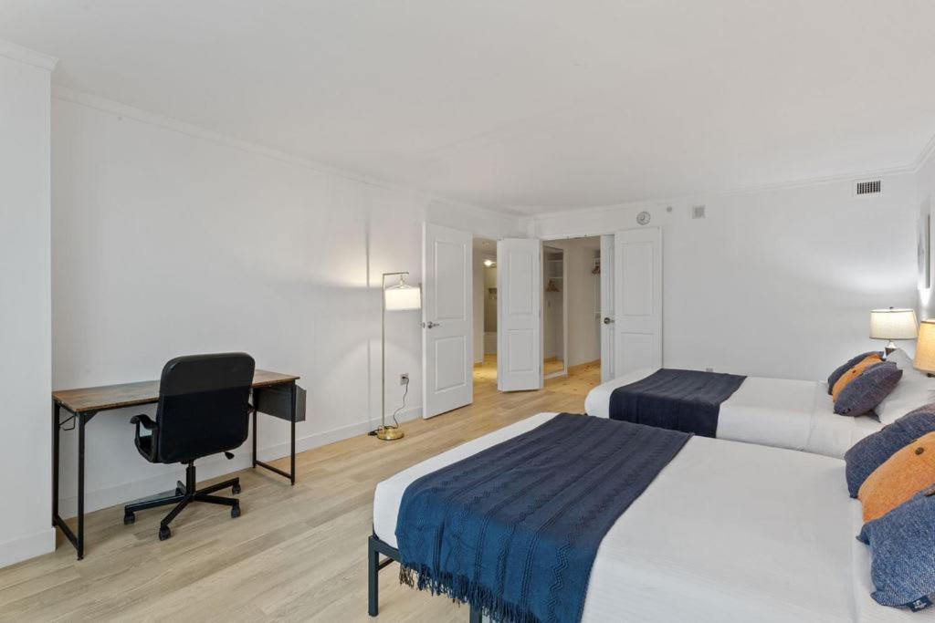 Apartment Boardwalk Beachfront 2br 3ba By Cozysuites *